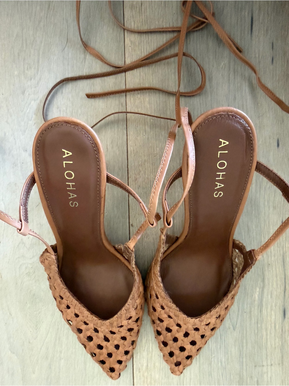 ALOHAS Tan Woven Pointed-Toe Flat with Ankle Ties